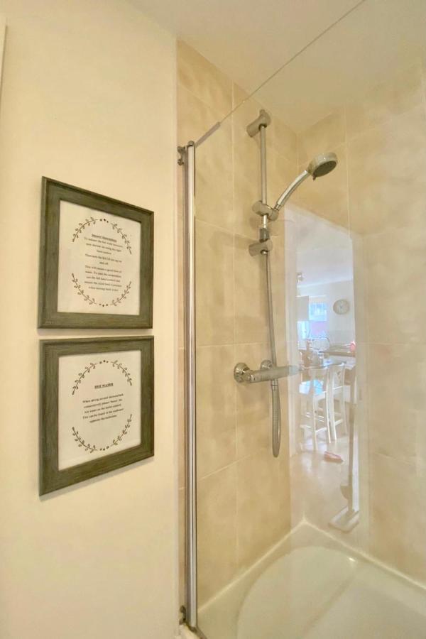 Appartamento Chase Heights Rugeley Esterno foto