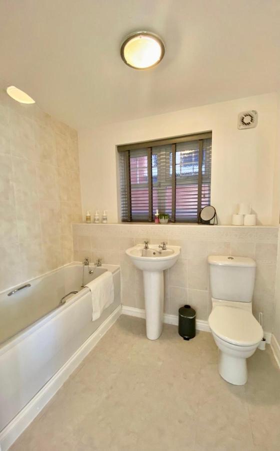 Appartamento Chase Heights Rugeley Esterno foto